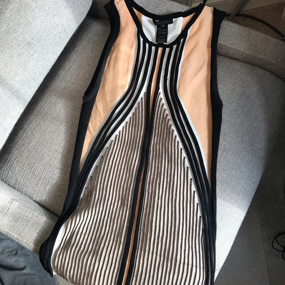 Ohne titel xs tank